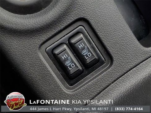 Used 2016 Mitsubishi Outlander SEL image 22