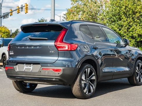 New 2026 Volvo XC40 B5 Ultra w/ Protection Package Premier image 4