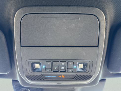 Used 2020 Ford Explorer XLT w/ Equipment Group 202A image 87