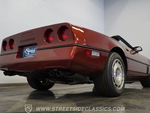 Used 1987 Chevrolet Corvette Convertible RWD image 36