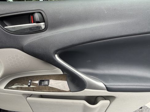 Used 2012 Lexus IS 350 w/ Premium Pkg Value Edition RWD image 41