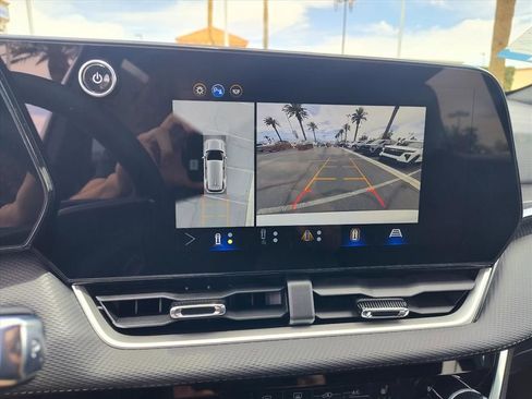 New 2026 Chevrolet Equinox LT w/ Safety and Technology Package FWD image 12