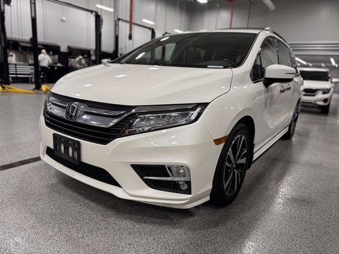 Used 2018 Honda Odyssey Elite image 34