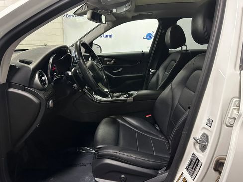 Used 2017 Mercedes-Benz GLC 300 image 10