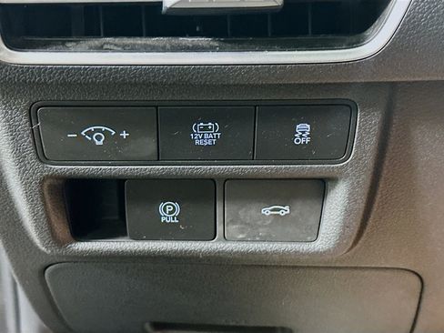 Used 2025 Hyundai Sonata SEL FWD image 17