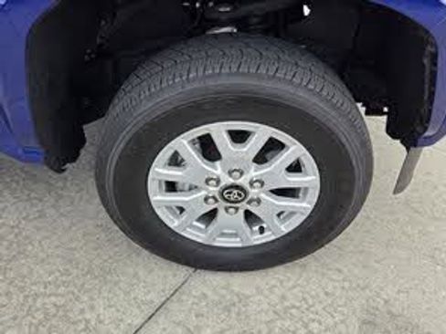 Used 2025 Toyota Tacoma SR5 image 24