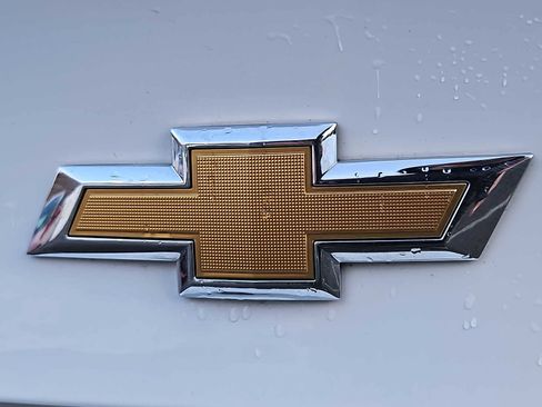 Used 2024 Chevrolet Malibu LT image 34