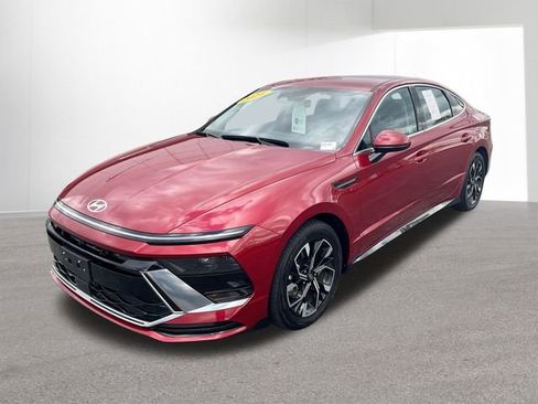 Used 2024 Hyundai Sonata SEL FWD image 1