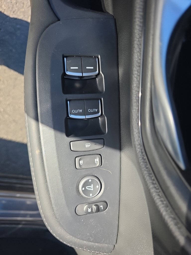 Certified 2027 Honda HR-V EX-L image 13