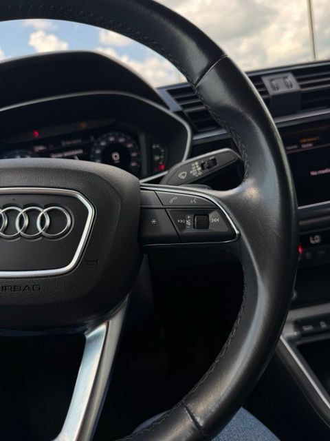Used 2024 Audi Q3 2.0T Premium AWD/4WD image 27