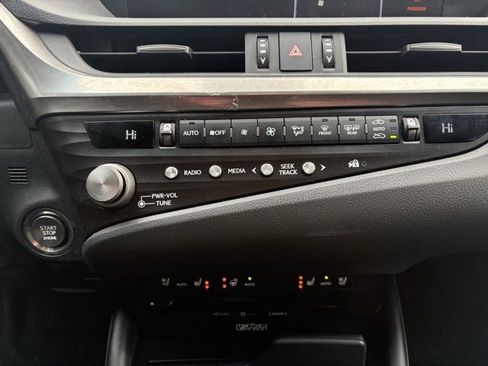 Used 2021 Lexus ES 350 F Sport image 28