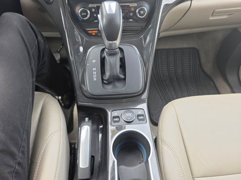 Used 2016 Ford Escape Titanium AWD/4WD image 13