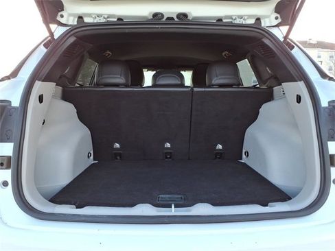 Used 2024 Jeep Compass Limited image 10