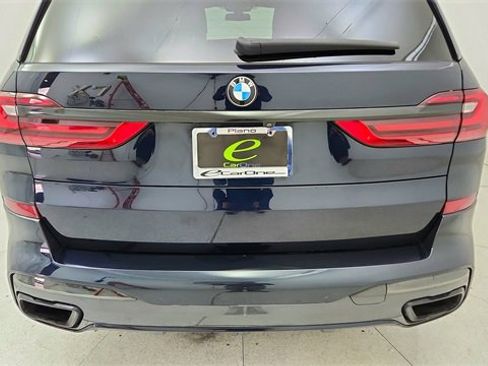 Used 2019 BMW X7 xDrive50i w/ M Sport Package image 11