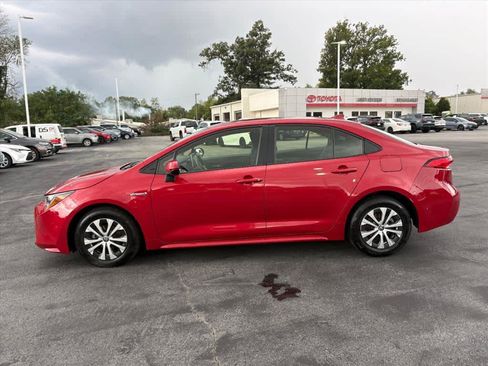 Used 2021 Toyota Corolla LE FWD image 27