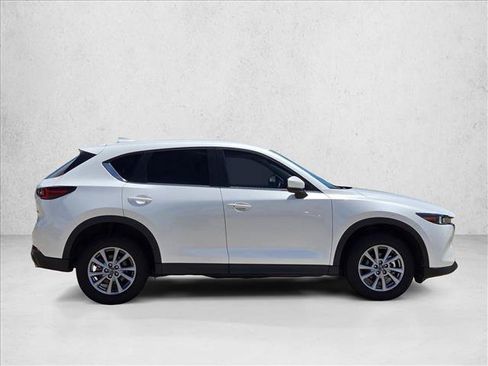 Used 2022 MAZDA CX-5 AWD 2.5 S w/ Select Package image 4