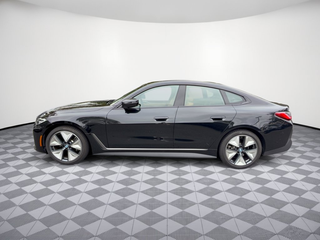 Used 2023 BMW i4 eDrive35 w/ Premium Package RWD image 2