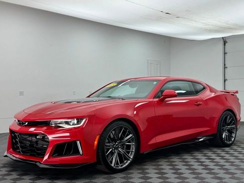 Used 2023 Chevrolet Camaro ZL1 RWD image 2