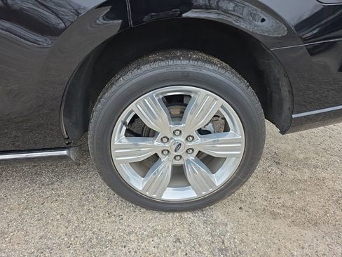 Used 2024 Ford Expedition Platinum image 15