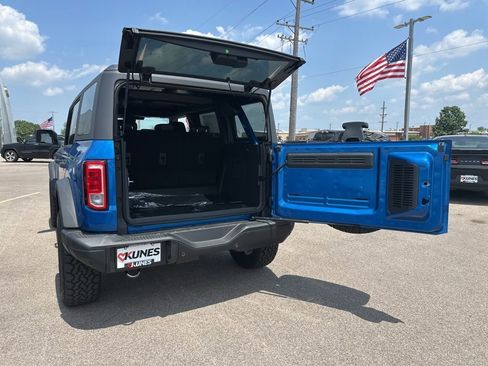 New 2025 Ford Bronco Big Bend w/ Black Diamond Package image 14