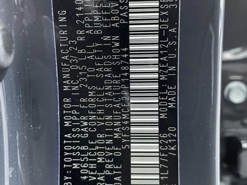 Used 2023 Toyota Corolla SE image 32