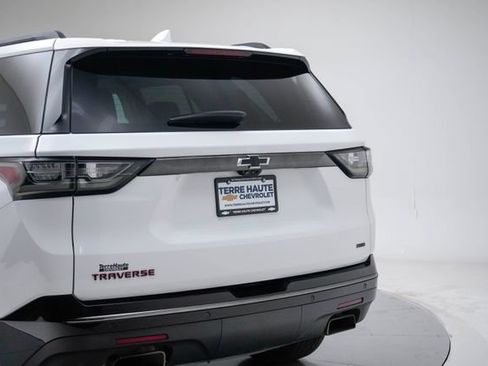 Used 2021 Chevrolet Traverse Premier w/ Redline Edition AWD/4WD image 4