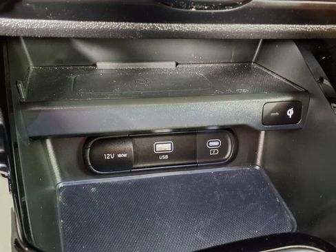 Used 2024 Kia Soul EX w/ Option Group 015 FWD image 23