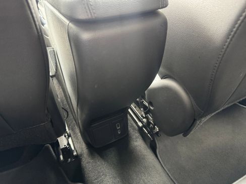 Used 2025 Buick Encore GX Preferred AWD/4WD image 22