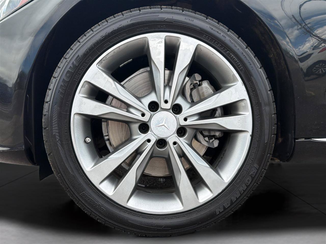 Used 2015 Mercedes-Benz C 300 4MATIC Sedan image 31
