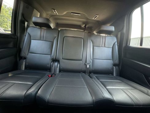 Used 2022 Chevrolet Suburban RST w/ Sport Performance Package AWD/4WD image 34
