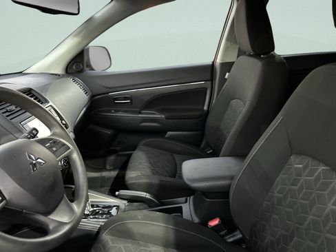 Used 2024 Mitsubishi Outlander Sport ES image 23