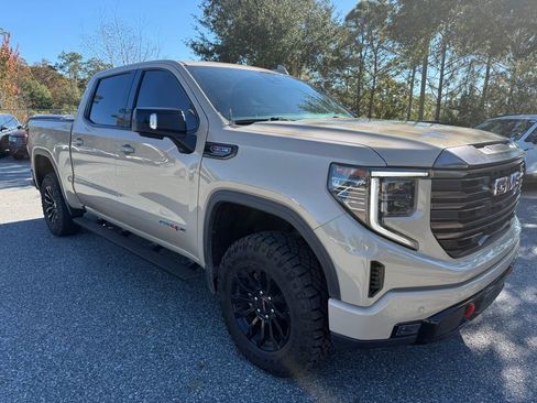 Used 2022 GMC Sierra 1500 AT4X image 3