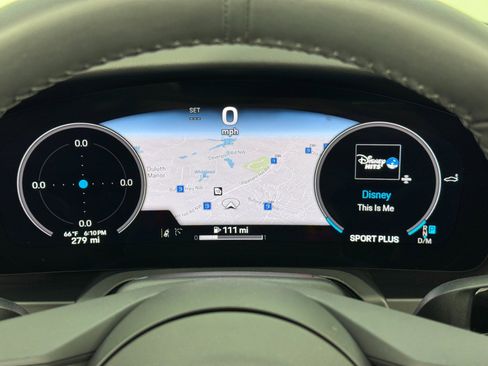 Used 2025 Porsche 911 Carrera image 18