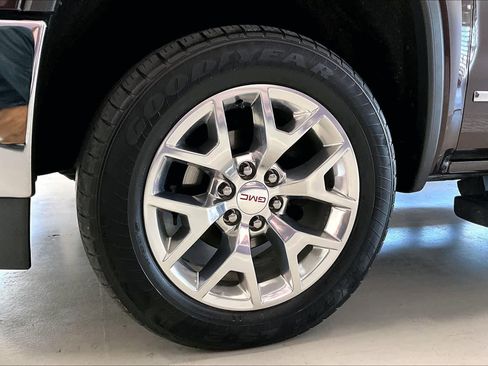 Used 2016 GMC Sierra 1500 SLT w/ SLT Premium Package image 8