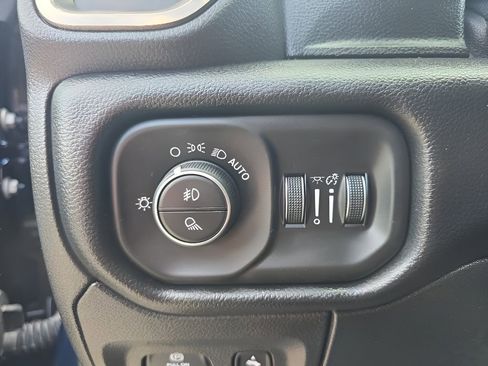 Used 2019 RAM 1500 Sport w/ Alpine Leather & Sound Group AWD/4WD image 13