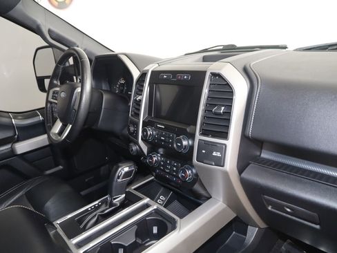Used 2019 Ford F150 Lariat AWD/4WD image 42