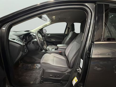 Used 2018 Ford Escape SE image 20