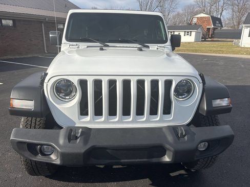 Used 2023 Jeep Wrangler Sport AWD/4WD image 15