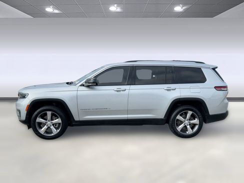 Used 2021 Jeep Grand Cherokee L Limited w/ Luxury Tech Group II image 2