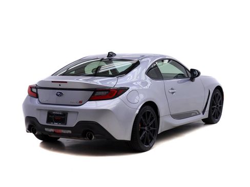 Used 2024 Subaru BRZ tS RWD image 8