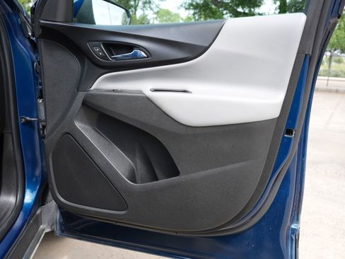 Used 2021 Chevrolet Equinox LT image 26