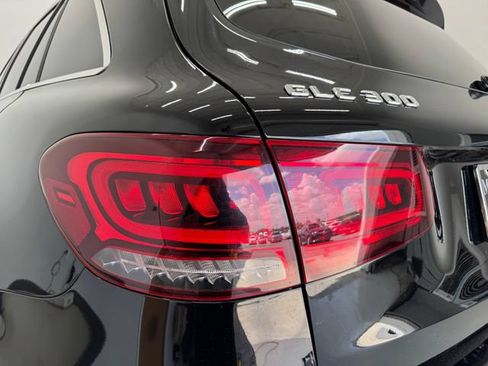 Certified 2022 Mercedes-Benz GLC 300 image 33