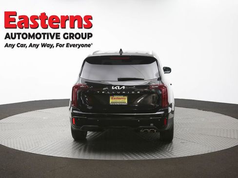 Used 2025 Kia Telluride S AWD/4WD image 37
