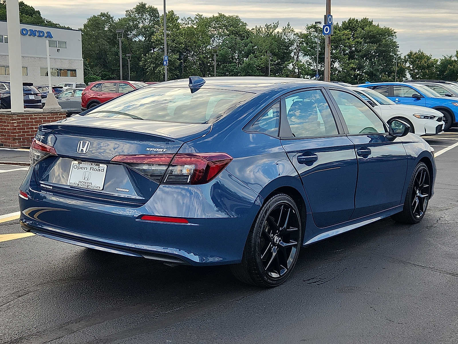Used 2025 Honda Civic Sport image 6