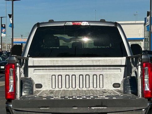 Used 2024 Ford F250 XLT image 5