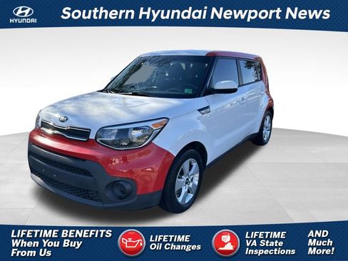 Used 2017 Kia Soul image 1
