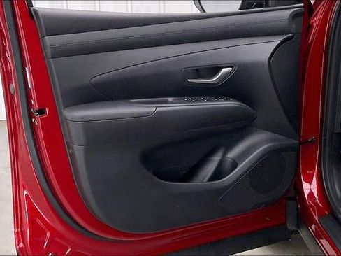 New 2026 Hyundai Tucson Blue SE image 29