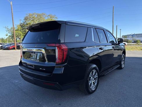 Used 2024 GMC Yukon SLE AWD/4WD image 6