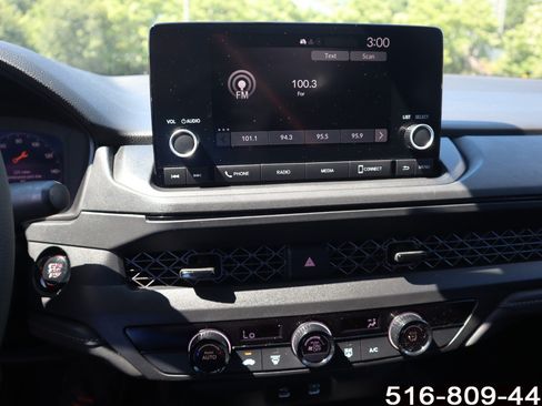 Used 2023 Honda Accord LX image 18