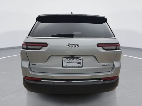 Used 2022 Jeep Grand Cherokee L Limited RWD image 7